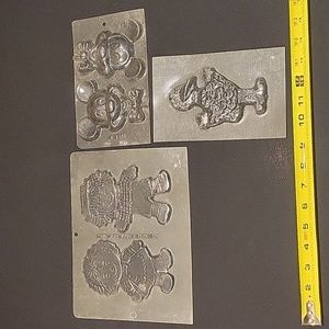 Easter 3  Candy Plastic Candy Molds.  Mickey & Minnie, Big Bird, Raggy Ann  Andy